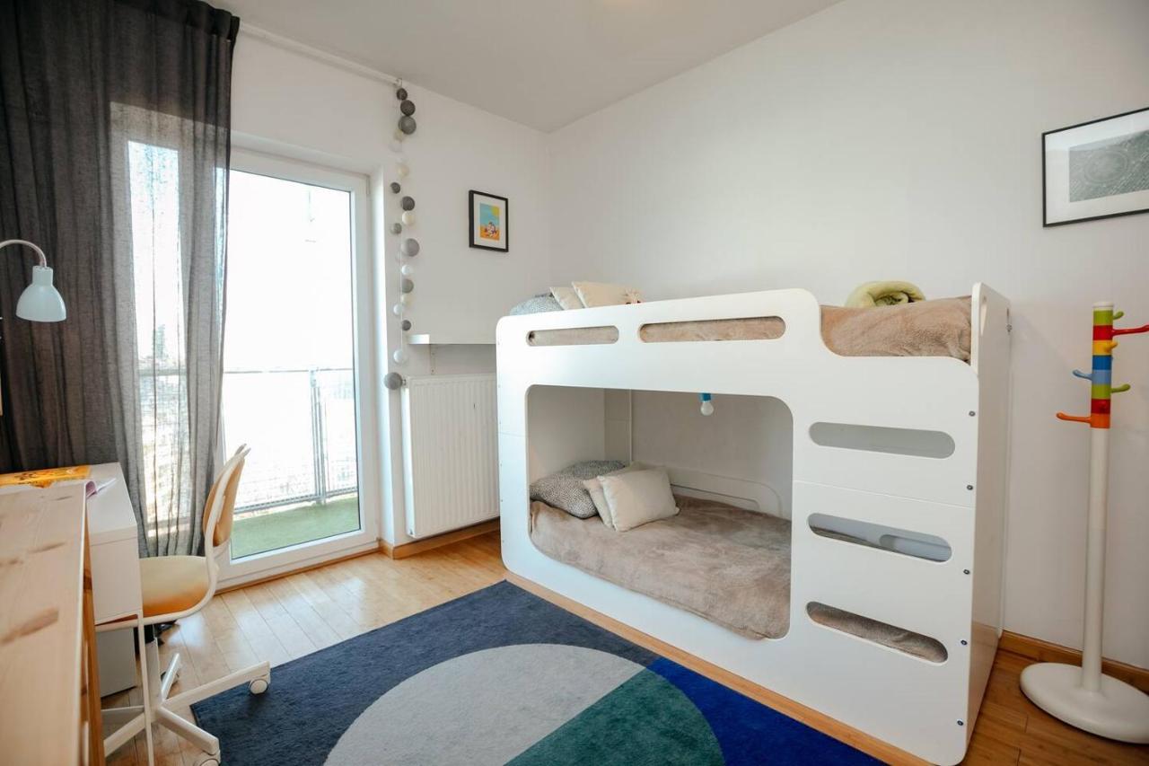 Dwupoziomowy, Rodzinny Apartament. Ochrona, Garaz. Warszawa Exteriör bild