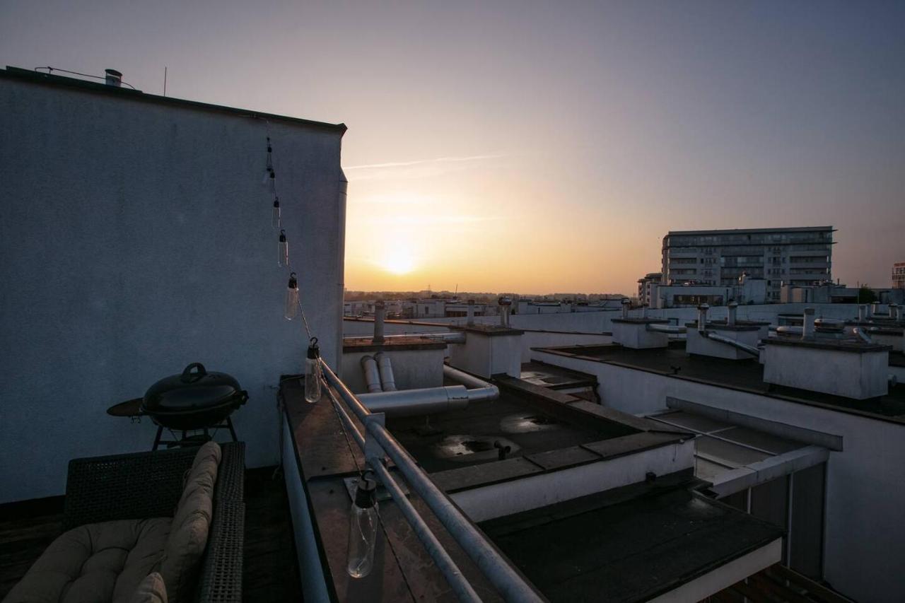 Dwupoziomowy, Rodzinny Apartament. Ochrona, Garaz. Warszawa Exteriör bild