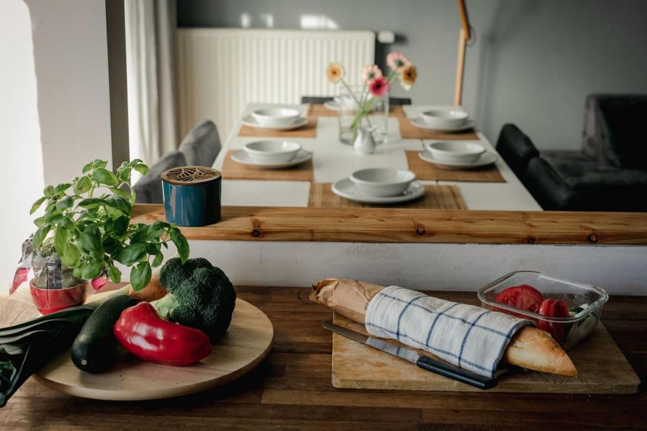 Dwupoziomowy, Rodzinny Apartament. Ochrona, Garaz. Warszawa Exteriör bild