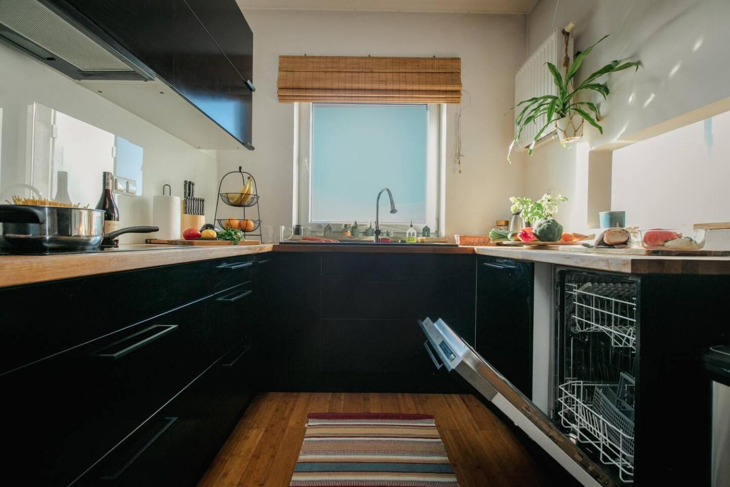 Dwupoziomowy, Rodzinny Apartament. Ochrona, Garaz. Warszawa Exteriör bild
